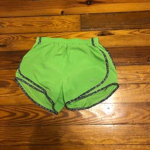 ❗️SOLD❗️ Nike green shorts